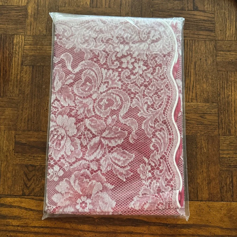 Vintage Vinyl Lace Tablecloth 60x90 Oblong Red Floral Christmas Holiday Decor